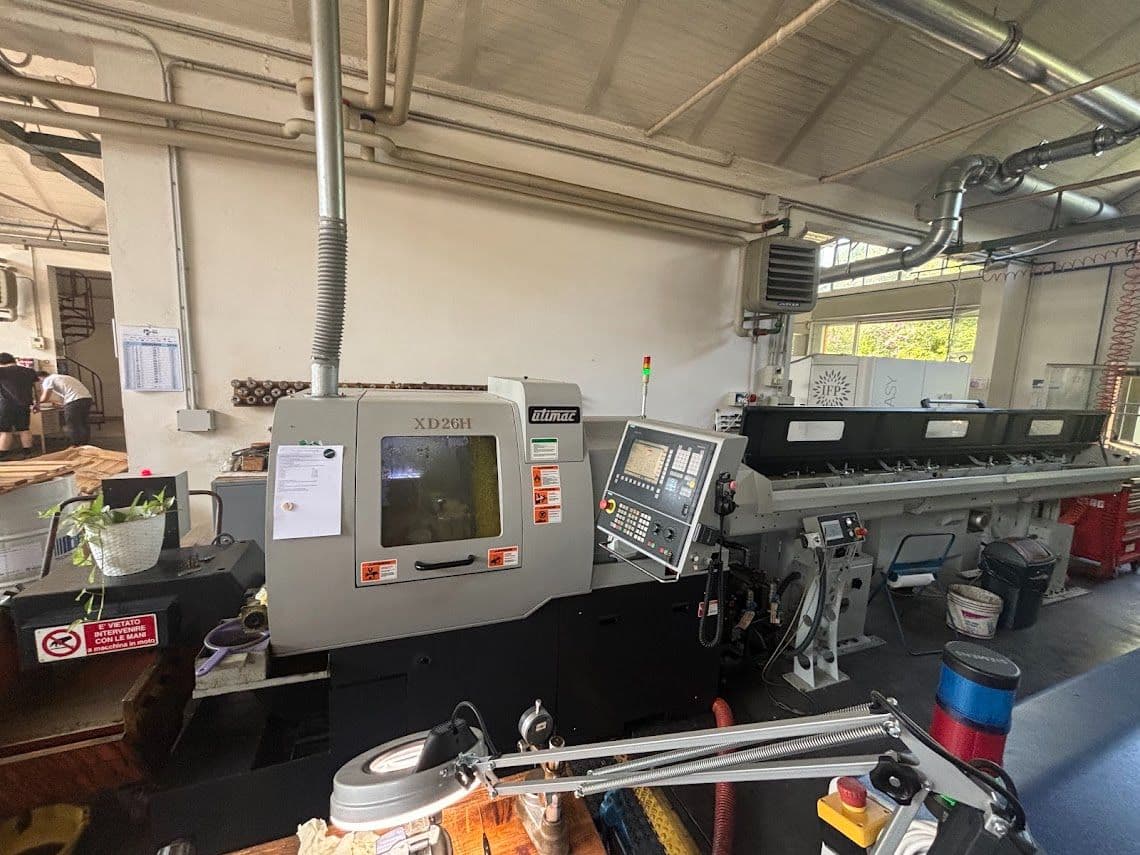 Tornio CNC a fantina mobile Hanwha XD 26H-840D