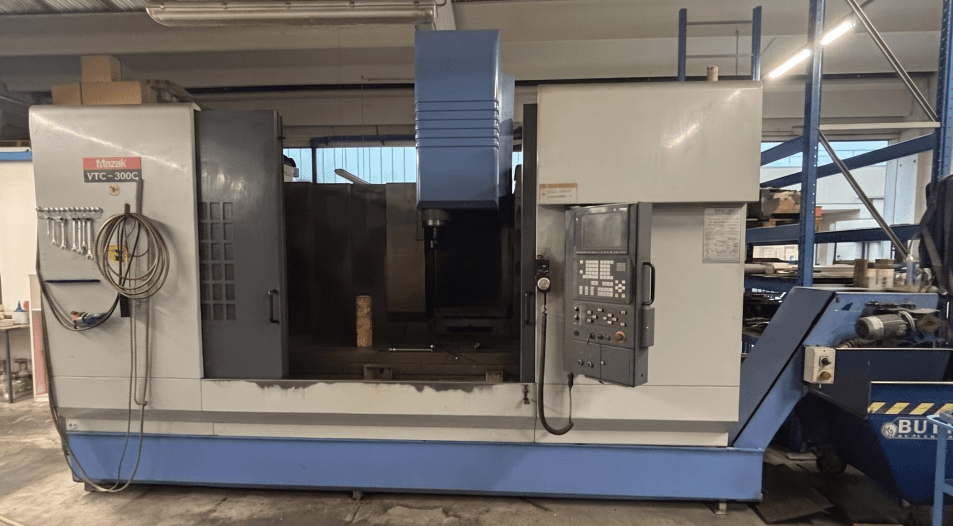 Centro di lavoro verticale a montante mobile Mazak VTC 300C