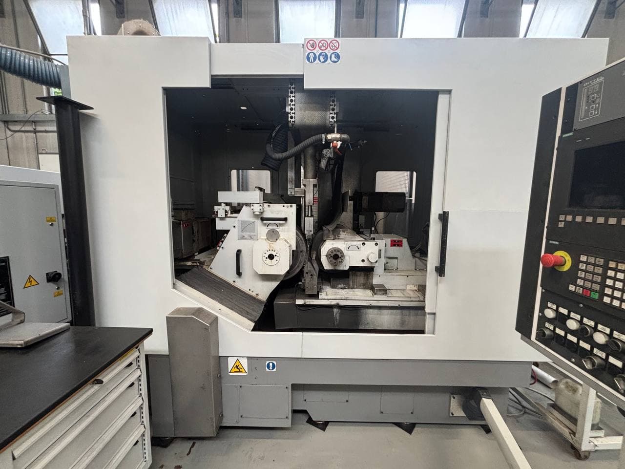 Rettificatrice senza centri SMT C.G.R 600/200