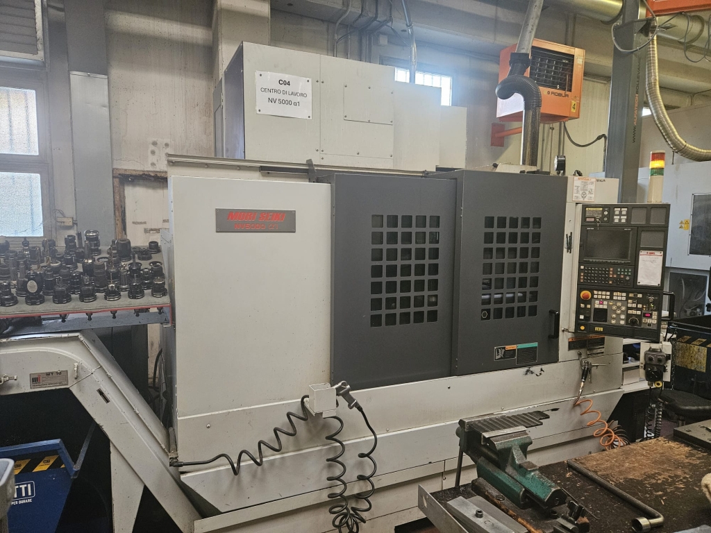 CENTRO DI LAVORO VERTICALE Mori Seiki NV 5000 B/40 CENTRO DI LAVORO VERTICALE Mori Seiki NV 5000 B/40