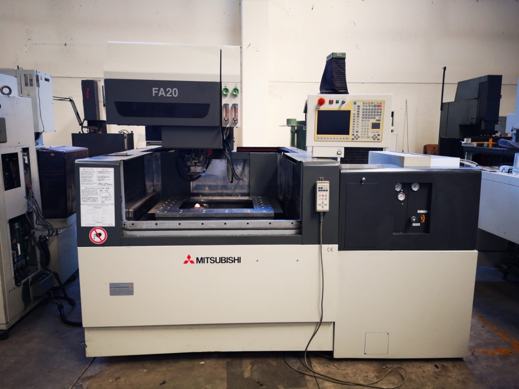 Elettroerosione A Filo Mitsubishi FA20 Elettroerosione A Filo Mitsubishi FA20